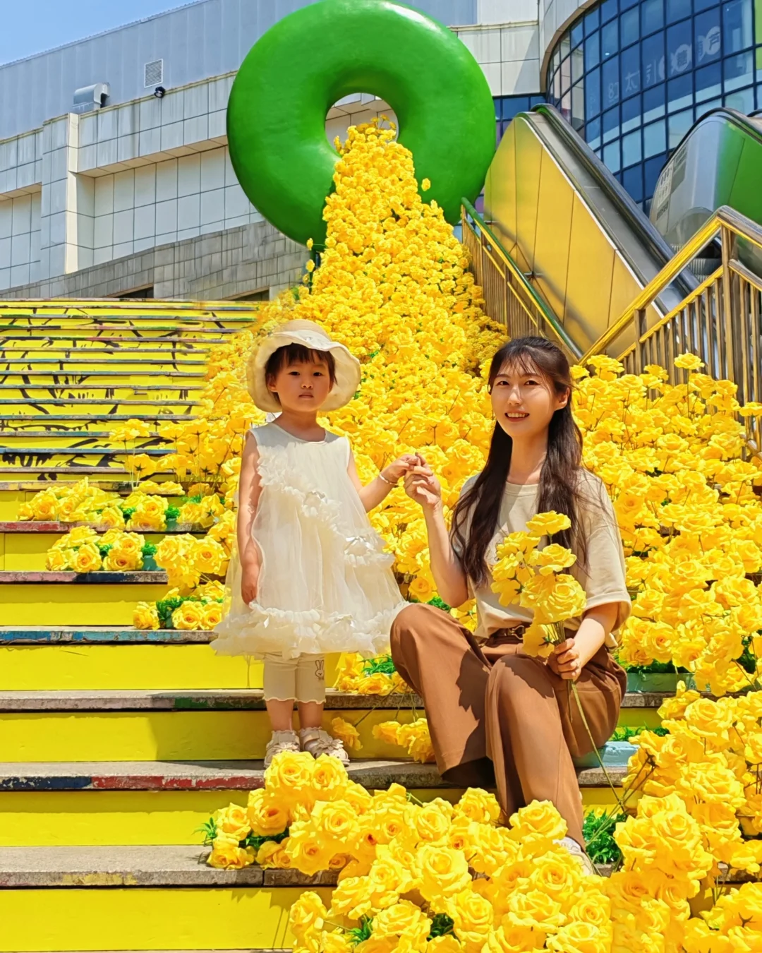 ²⁰²⁵/₀₅.₂₅ 💛 明媚而浪漫的黄玫瑰