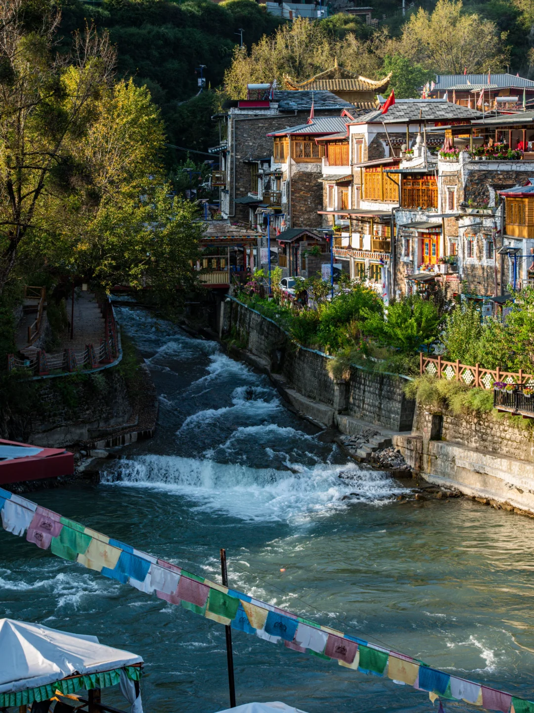 反向旅游太爽了,一座被严重低估的川西小城