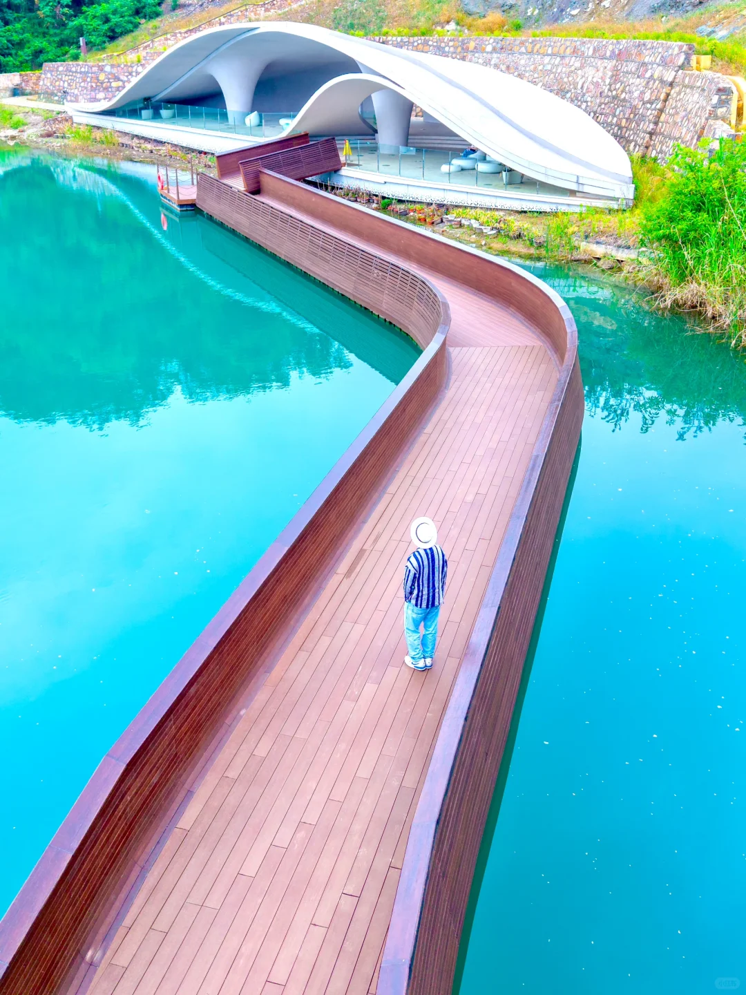 我真的很少用“震撼”形容一个地方……