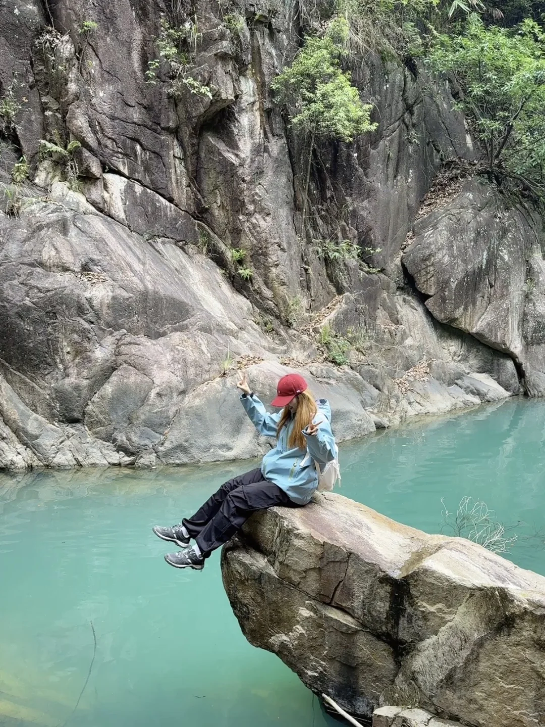 野山谷！爬山爬谷还爬门！🧗