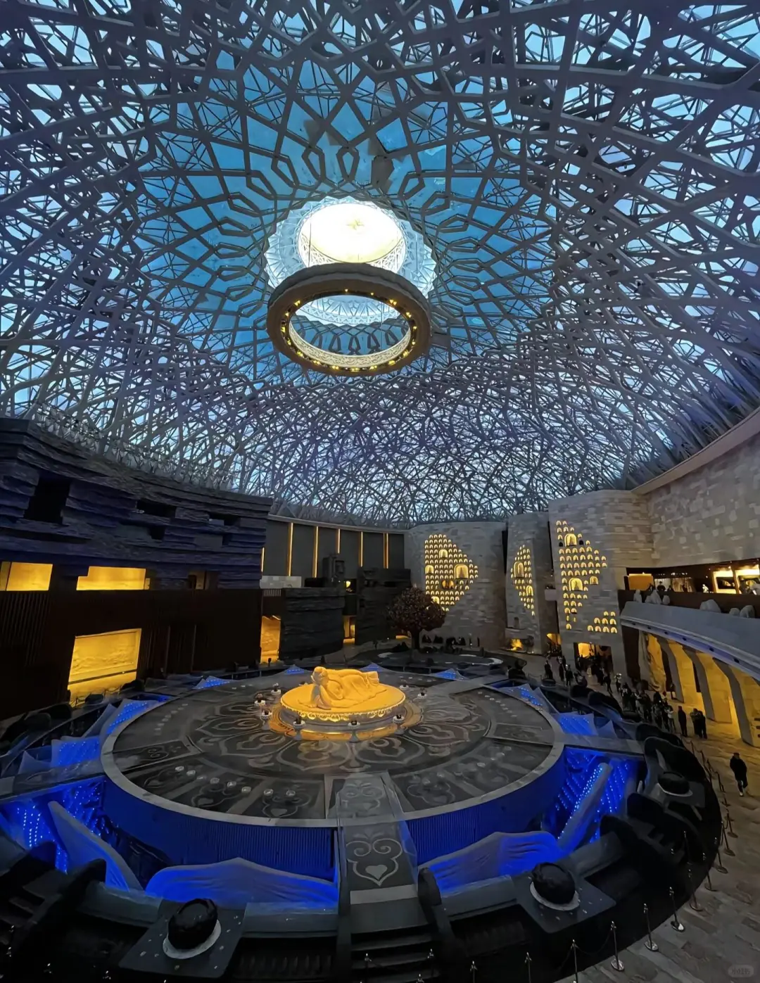 漫步南京城，感受六朝古都的独特韵味～🌟