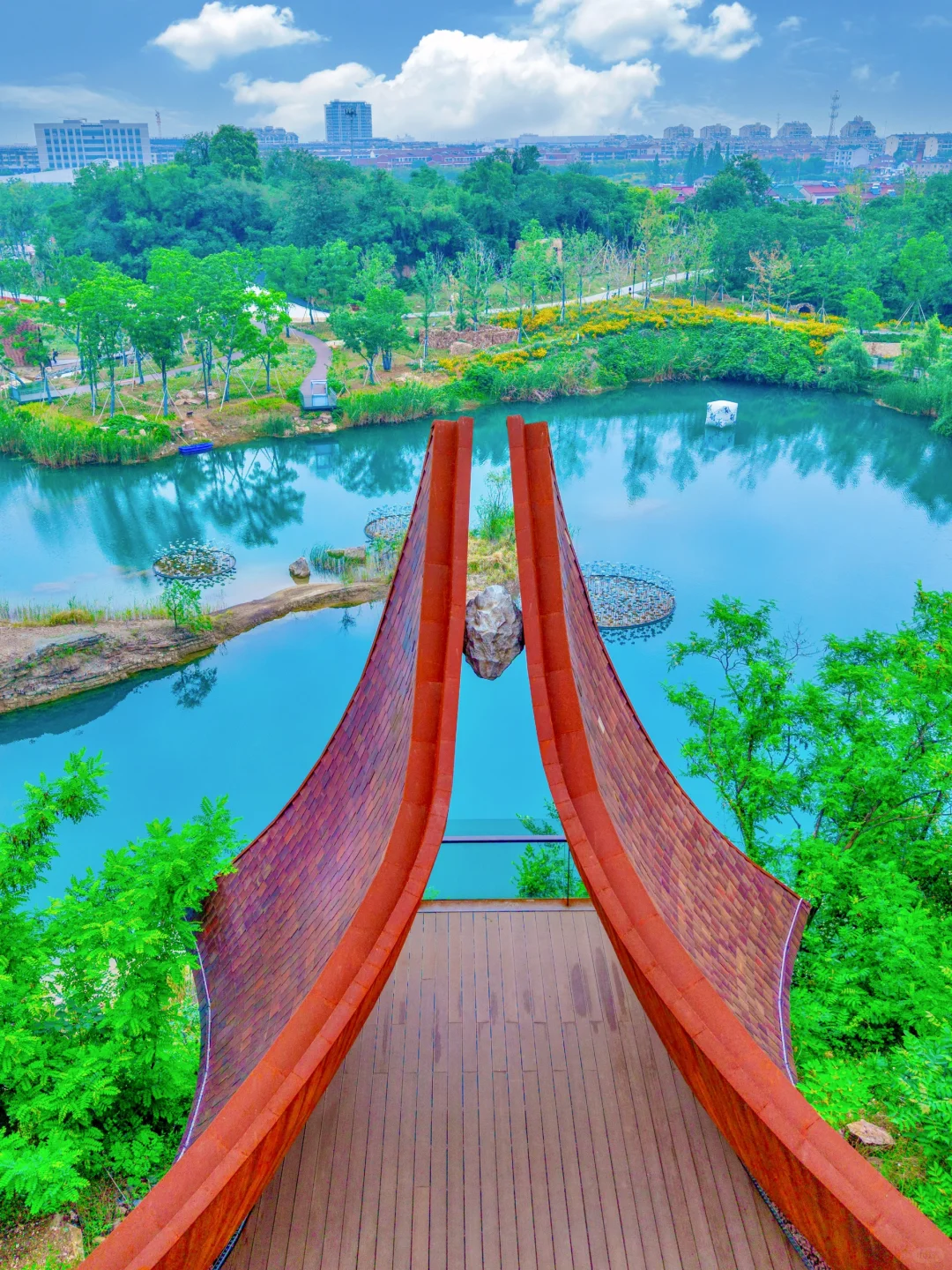 我真的很少用“震撼”形容一个地方……