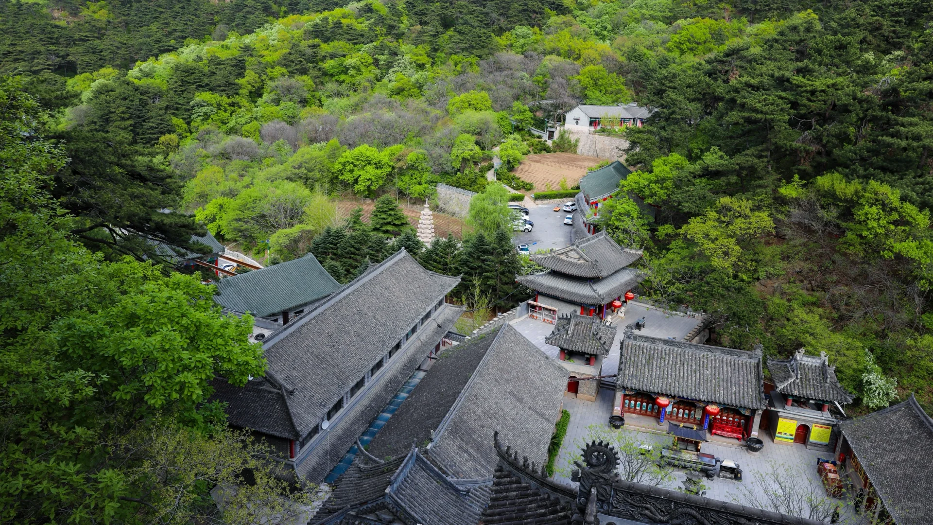 在鞍山千山深处偶遇隐世感仙境