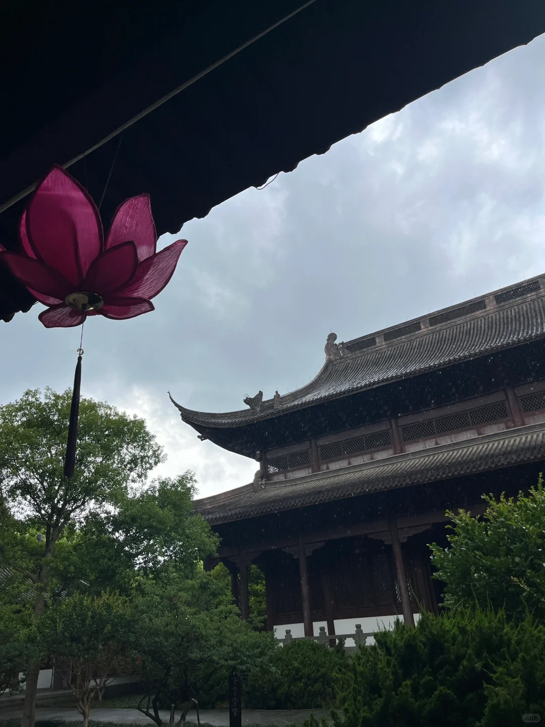 刷文旅卡，继续下下一站的钱王祠景区。