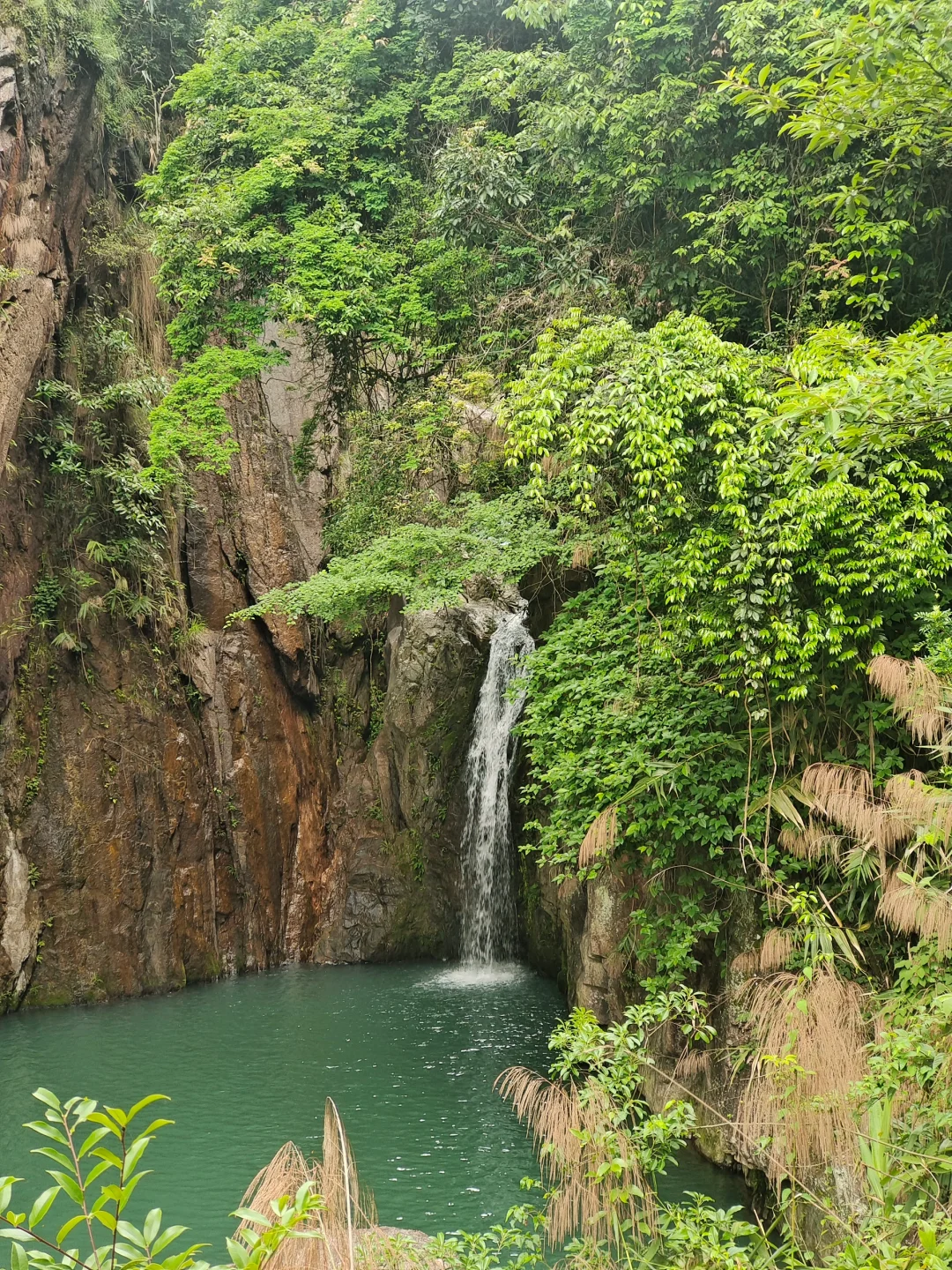 野山谷！爬山爬谷还爬门！🧗