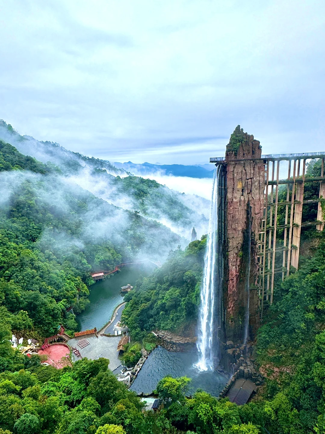真的在广东‼️这个隐藏在山林的云海小镇绝了