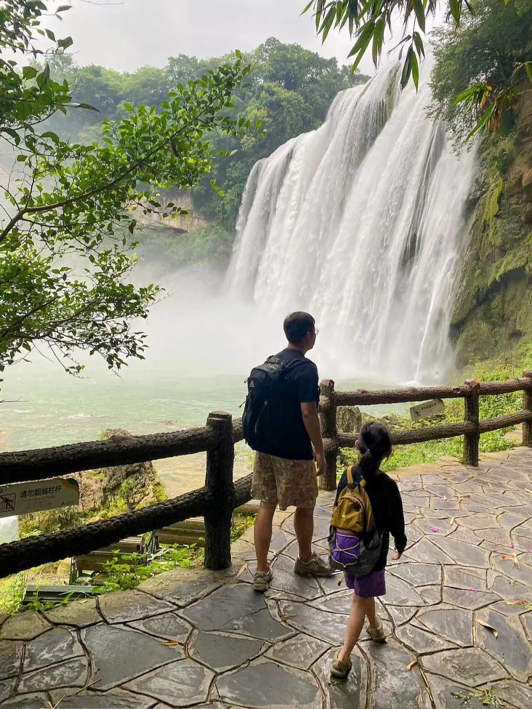 带娃去了22°C的兴义，真比瑞士还震撼…
