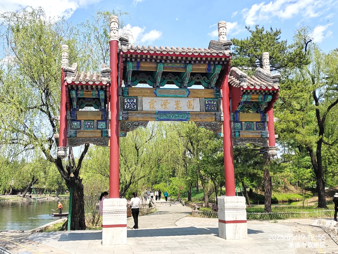 各地的牌坊，历史文化古迹。