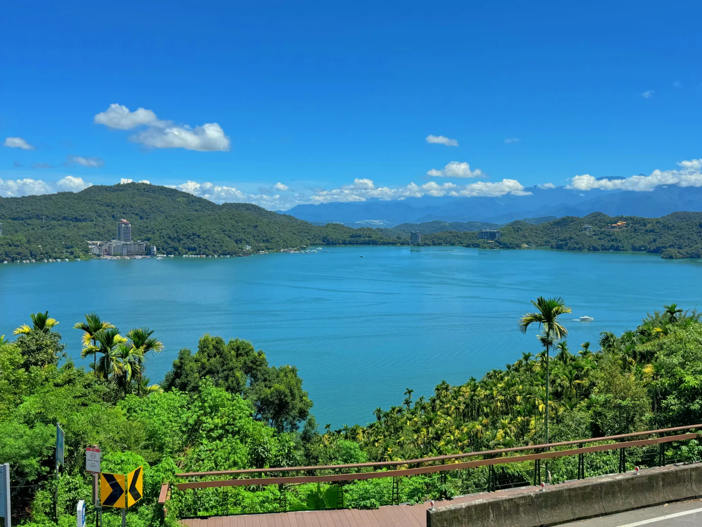 日月潭｜女生独行1日往返｜交通、装备、景点