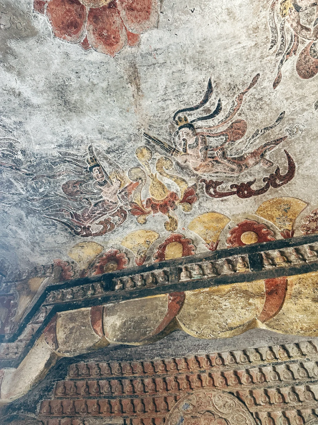 打个飞的去邯郸响堂山过周末吧✈️