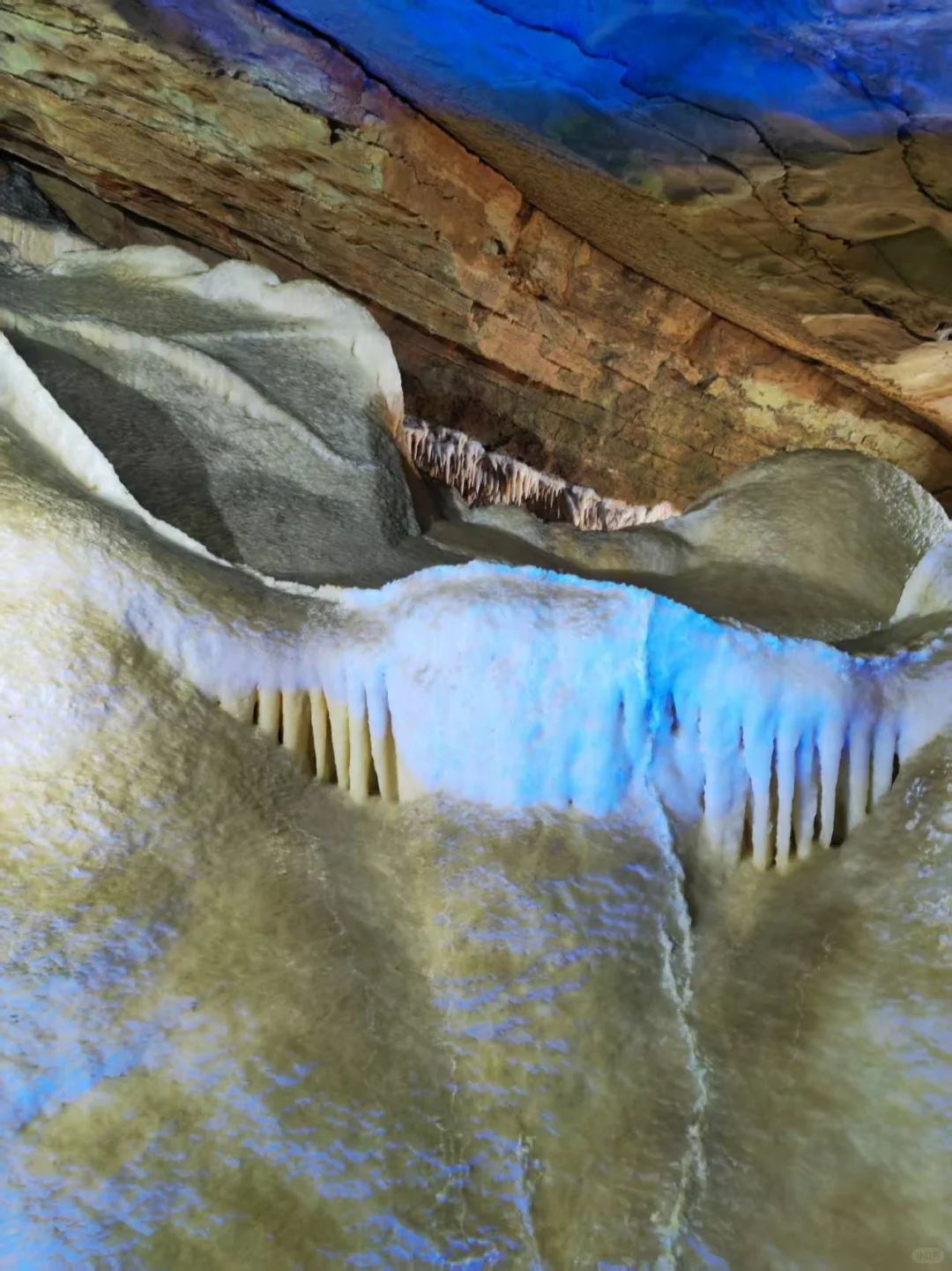 重庆的地下溶洞，居然比山顶还美‼️