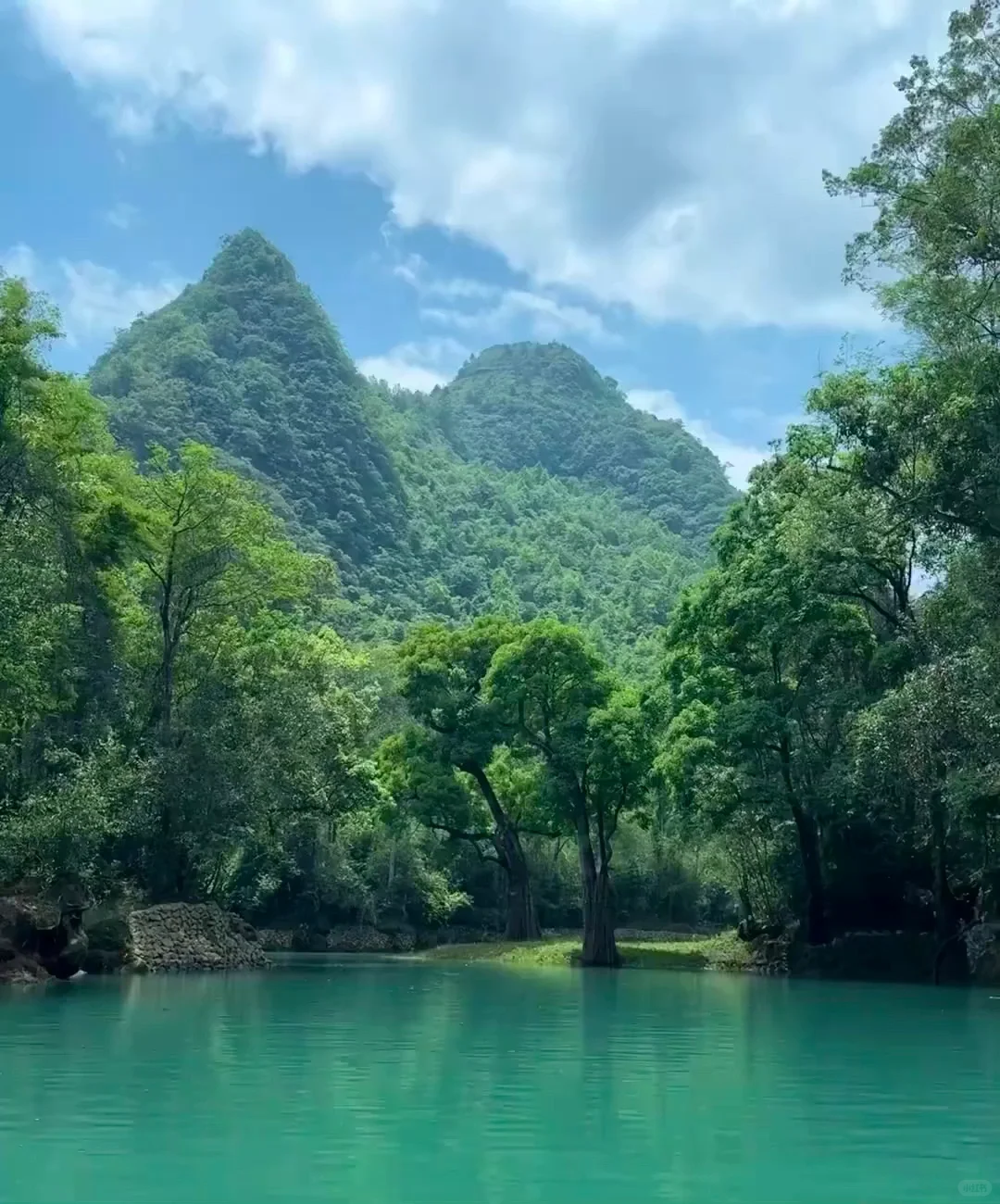 贵州旅游，拒绝人从众，强力推荐我们家的小团