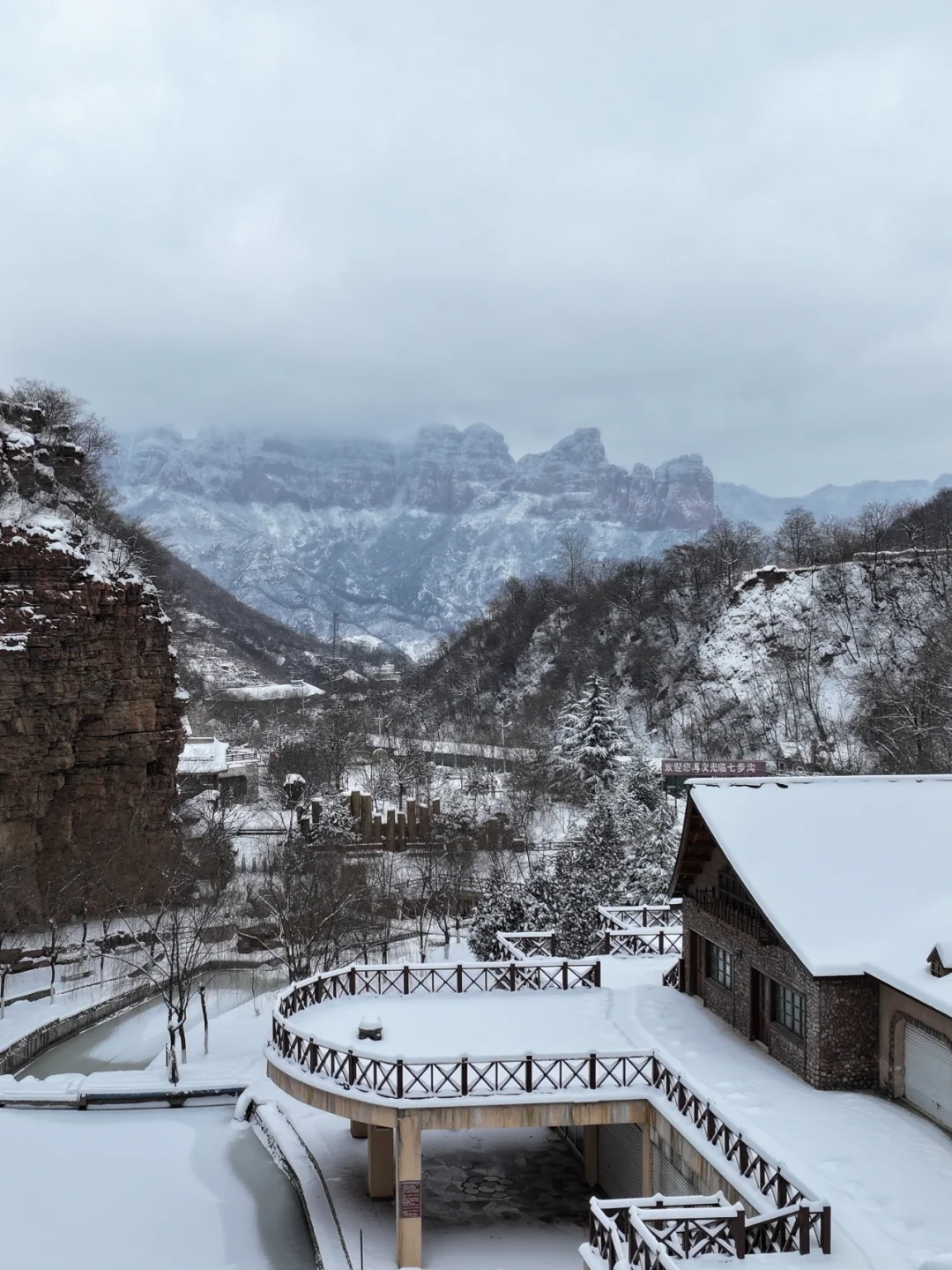 美成油画!千万不要错过雪后的七步沟