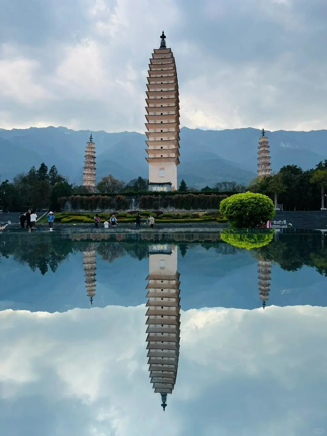 阳光、云朵、洱海，构成大理独有的慢生活节