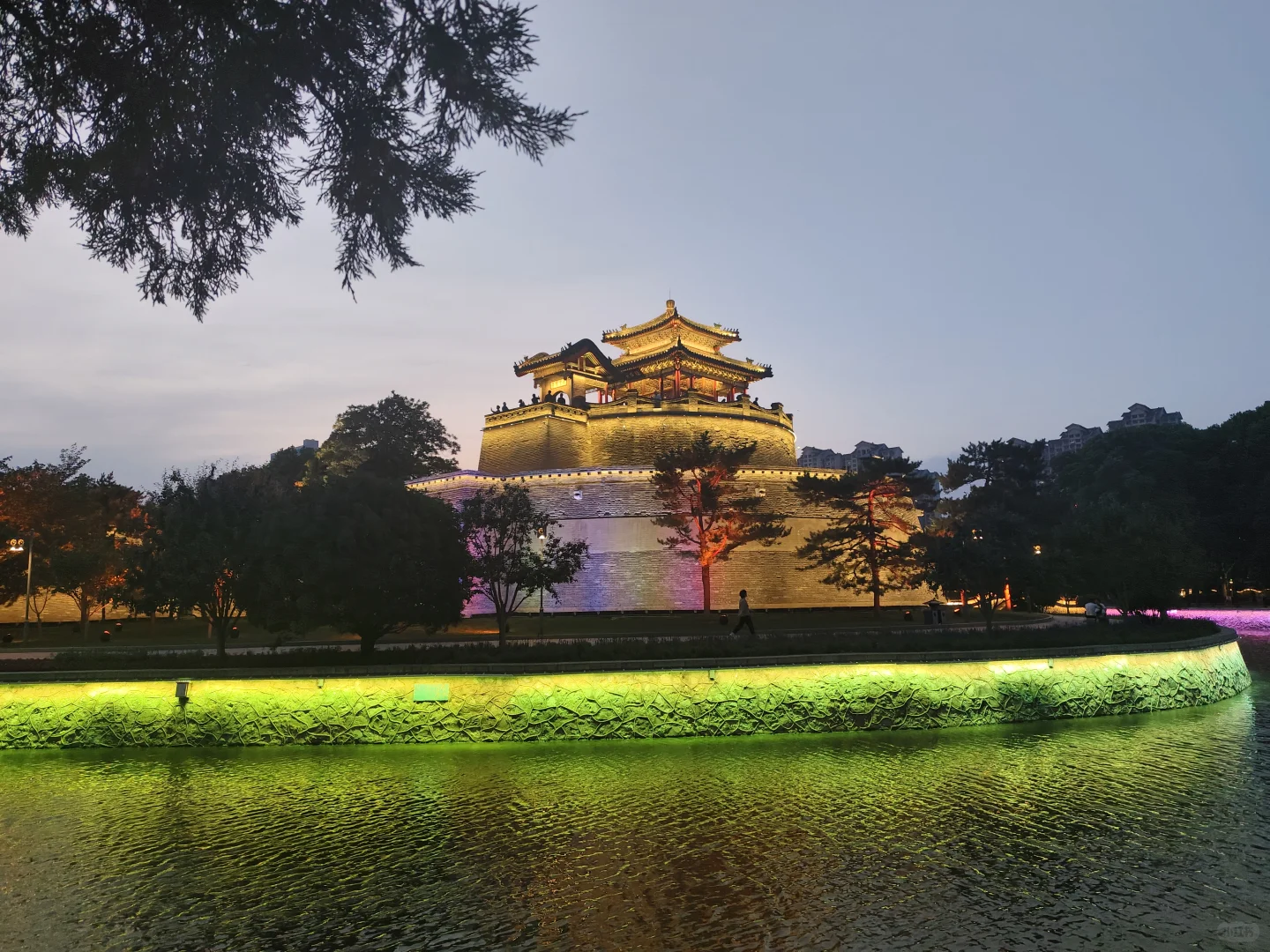 邯郸丛台公园一定一定要晚上来哦