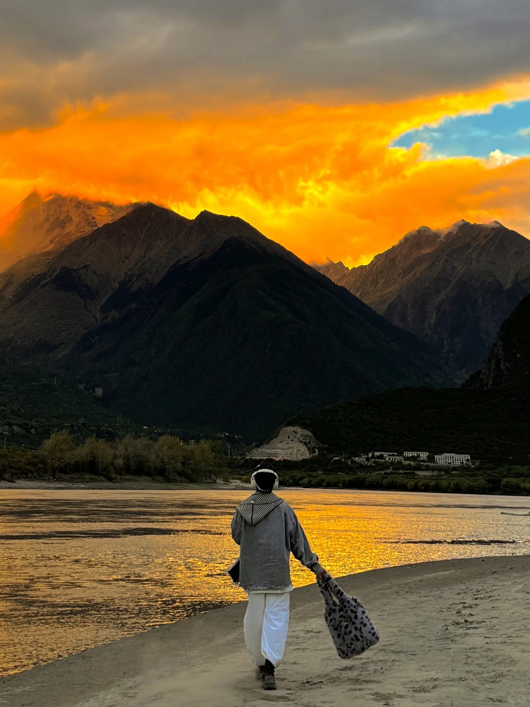 再没一个地方,可以像西藏一样让我热泪盈眶