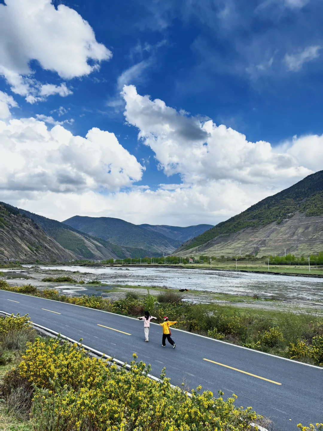 接下来的川西真的不需要滤镜。。。美晕了!!😭