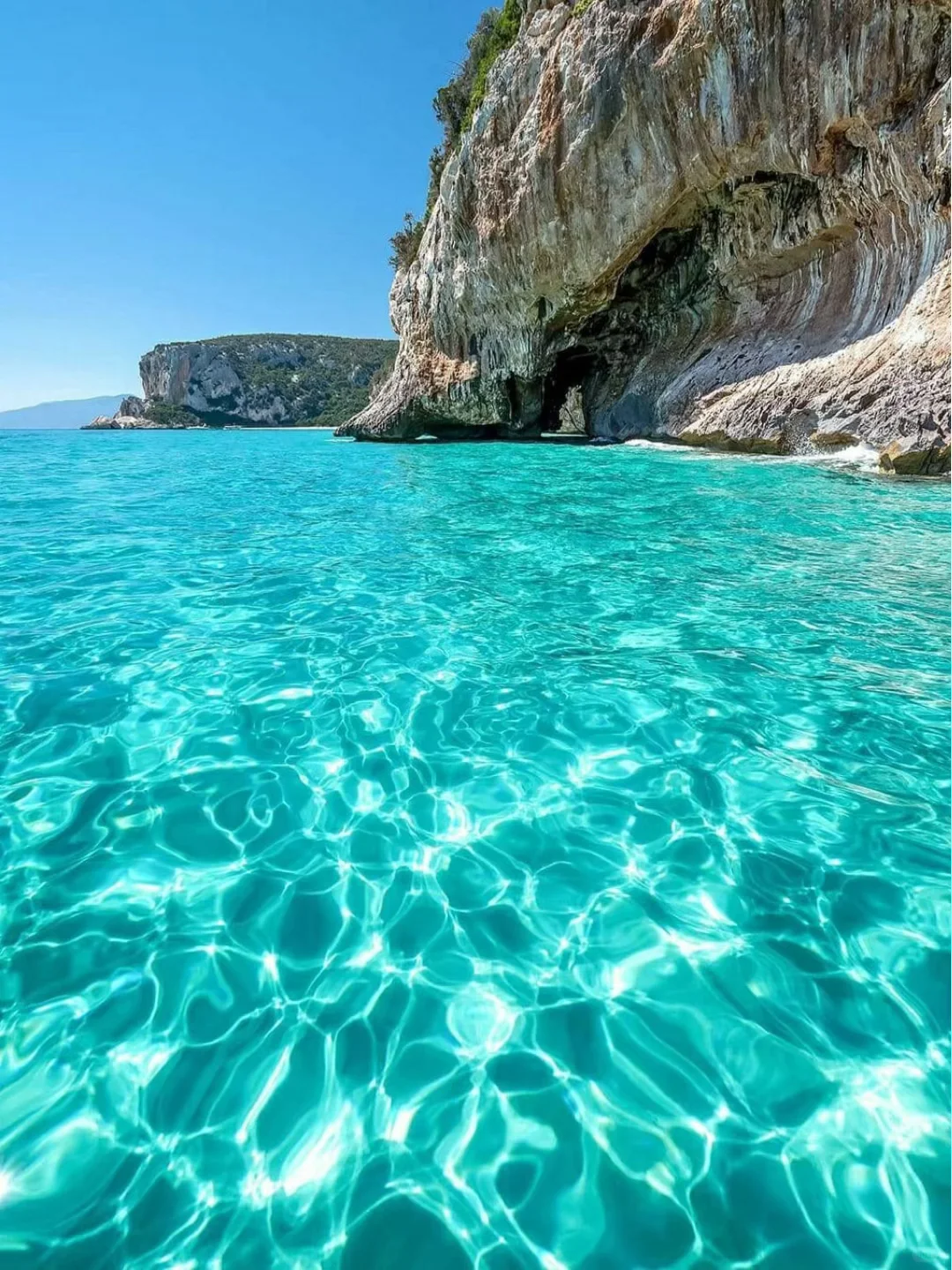 意大利旅游局你怎么不早说，全世界仅此一海