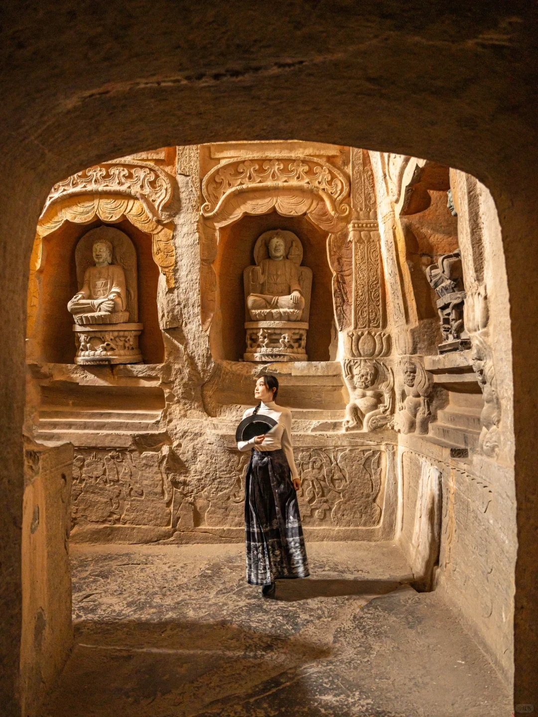 以为云冈石窟够震撼了，直到我来到响堂山‼️
