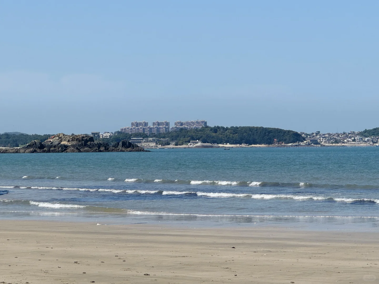 平潭，狗都不…