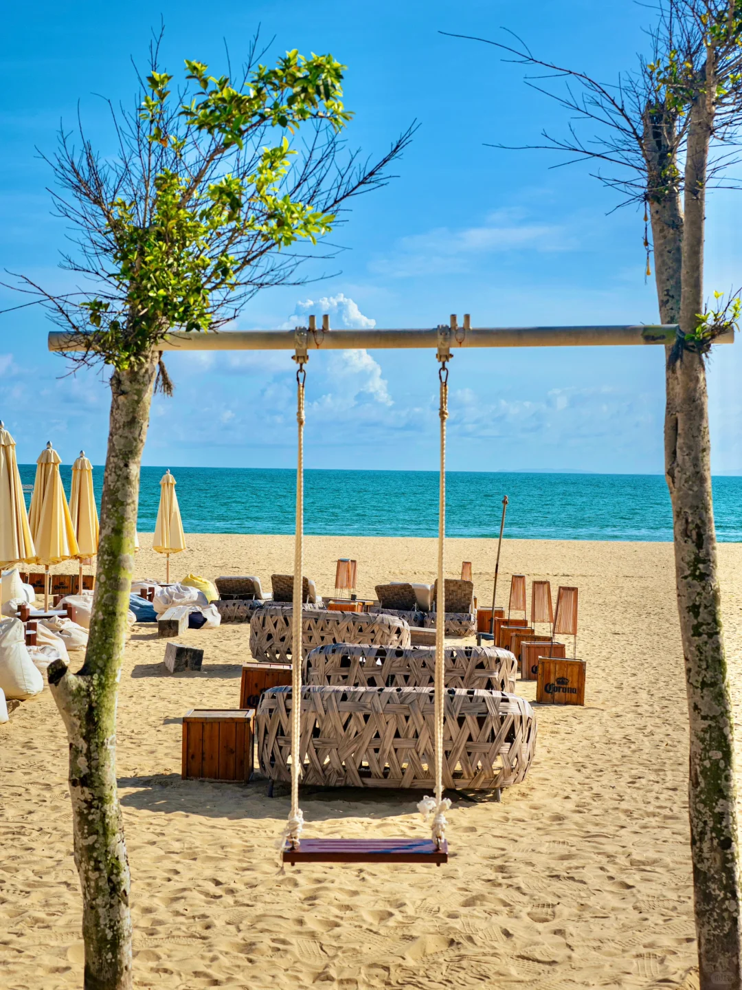 万宁超全旅游攻略！！能帮一个是一个✔️