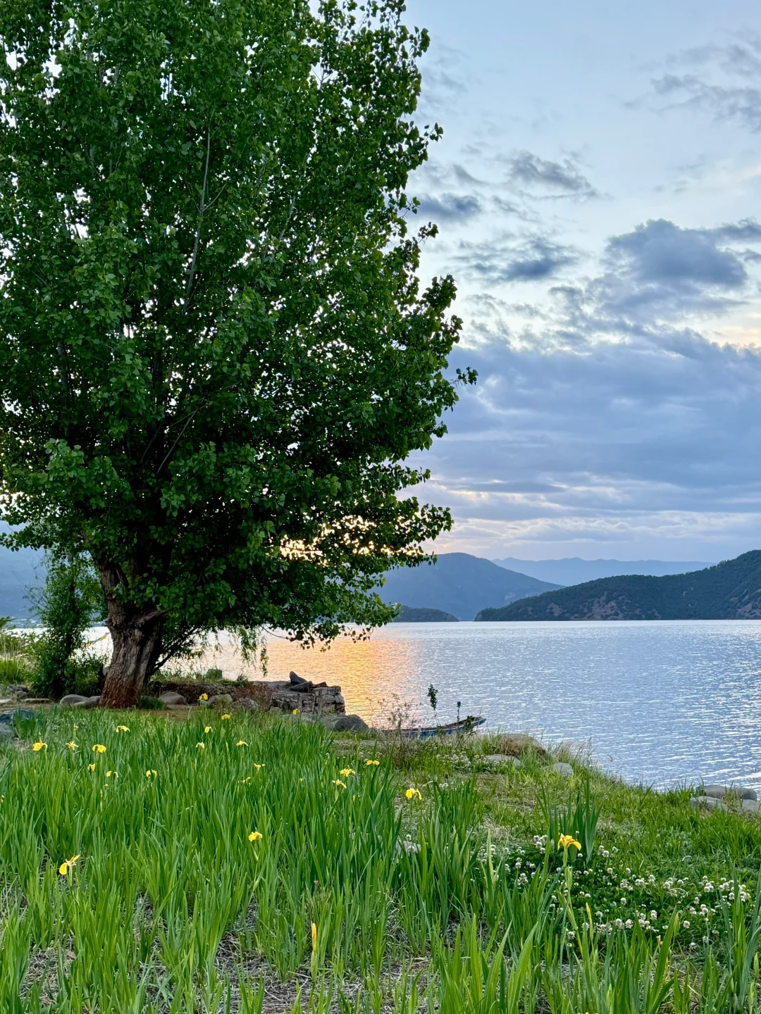 大饱眼福，也可以是旅行的意义。