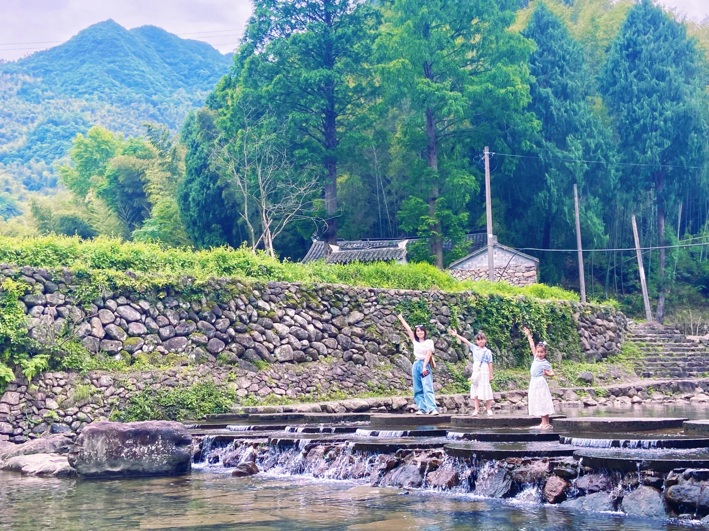 坐拥人间绝美，溪水摇篮🌲🌲