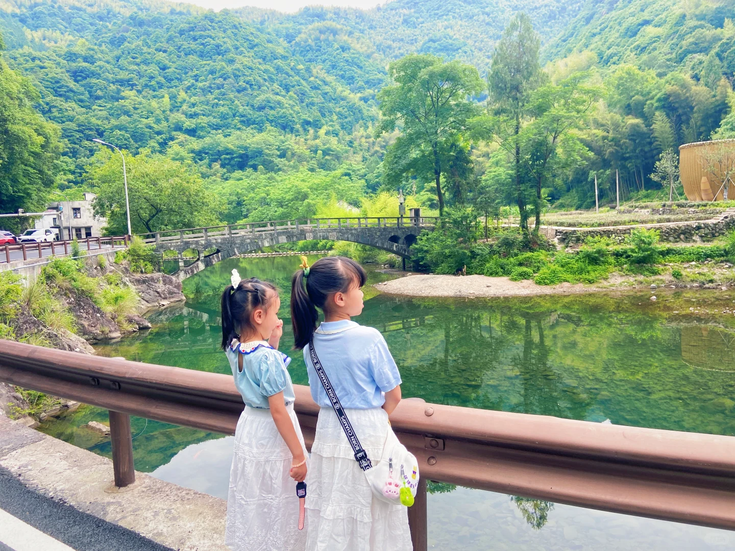 坐拥人间绝美，溪水摇篮🌲🌲