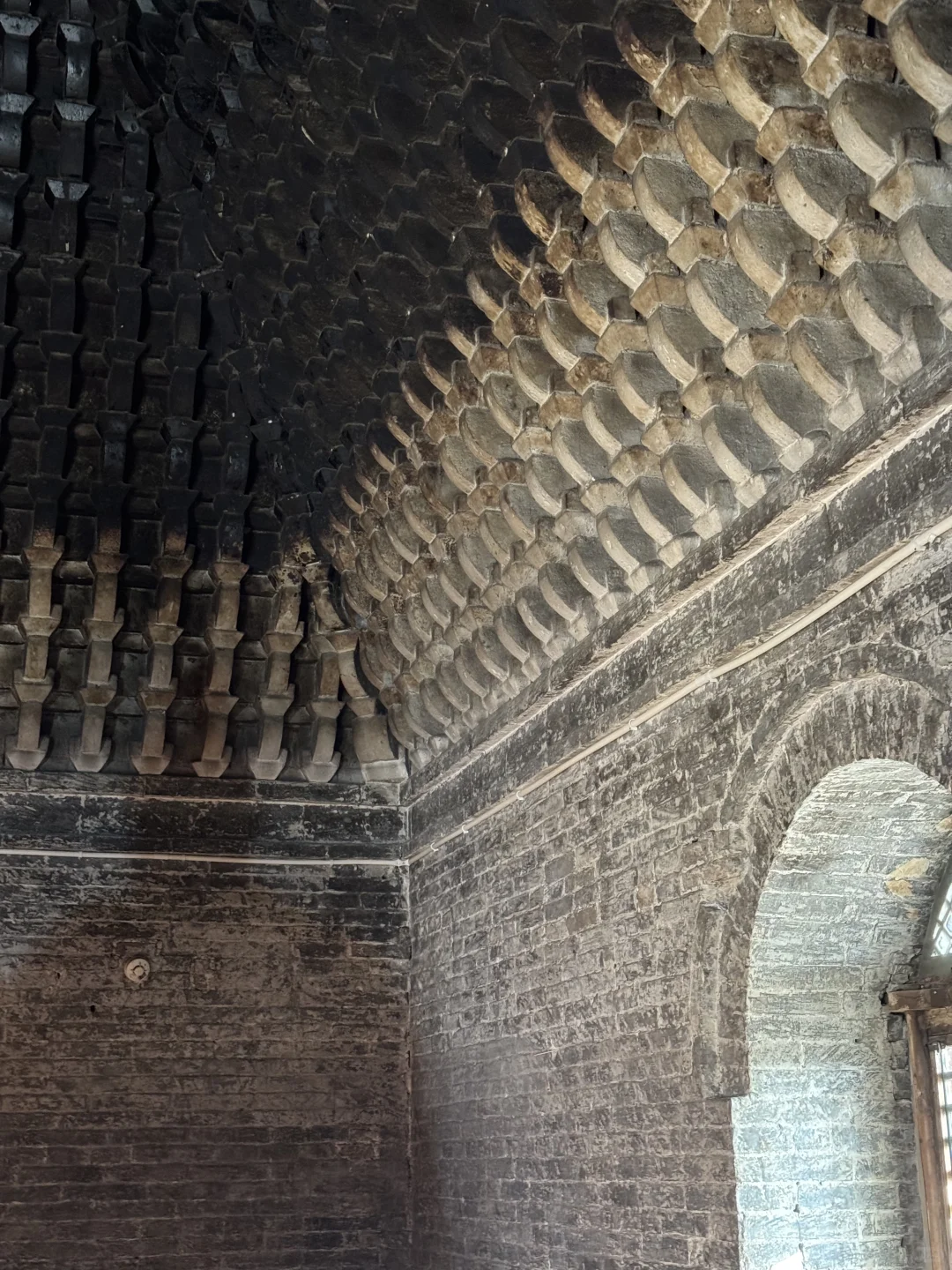 被这密密麻麻的华栱震撼到头皮发麻