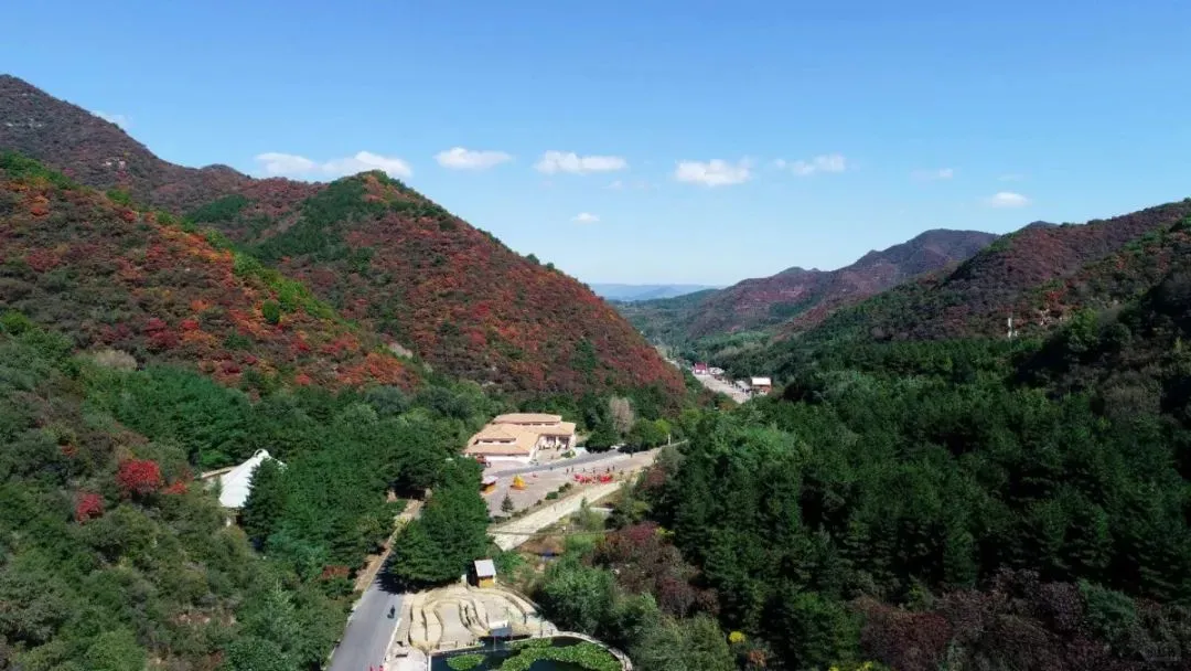 端午假日期间，我市两家景区暂时闭园