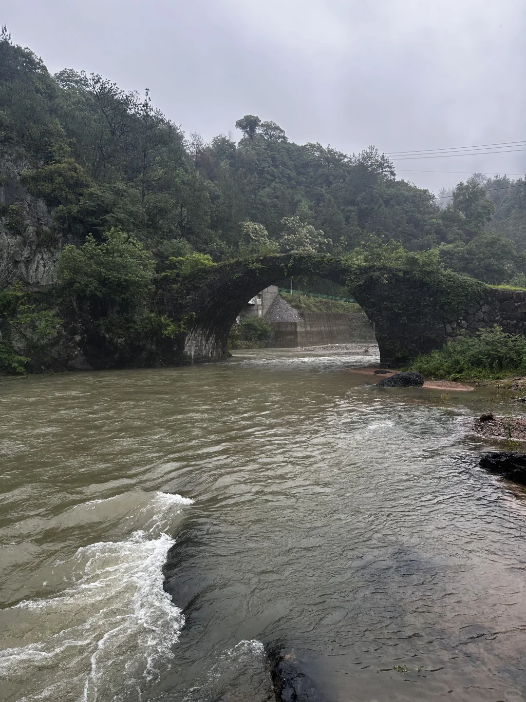 烟雨江南，没有选择去商业门票的景区。