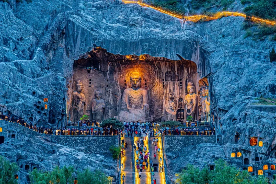 带你走进画中世界