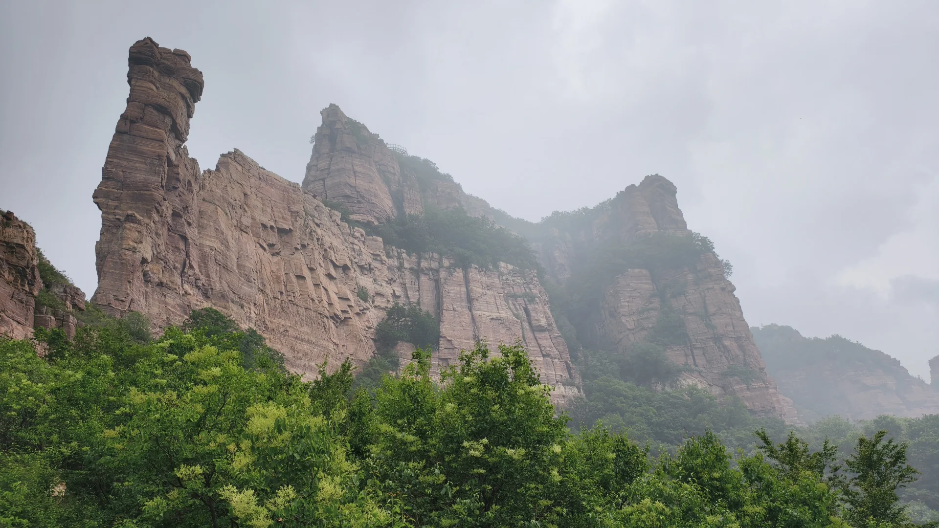 石家庄嶂石岩旅游攻略
