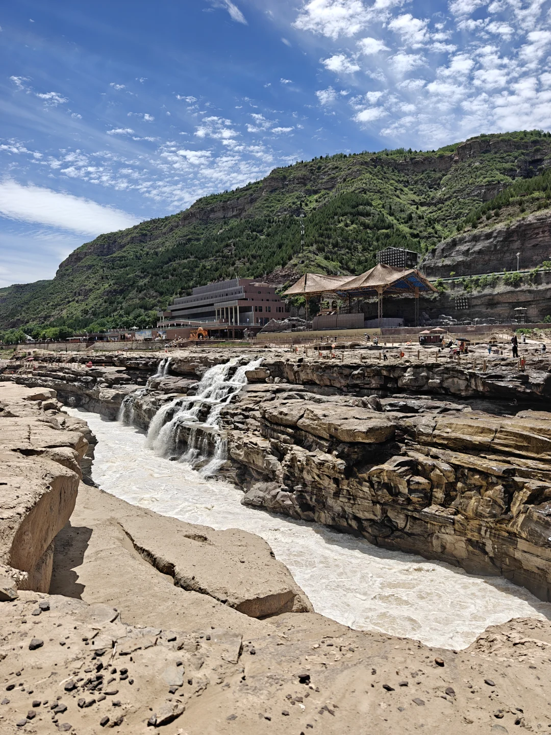 宠物友好景区·壶口瀑布（山西侧）