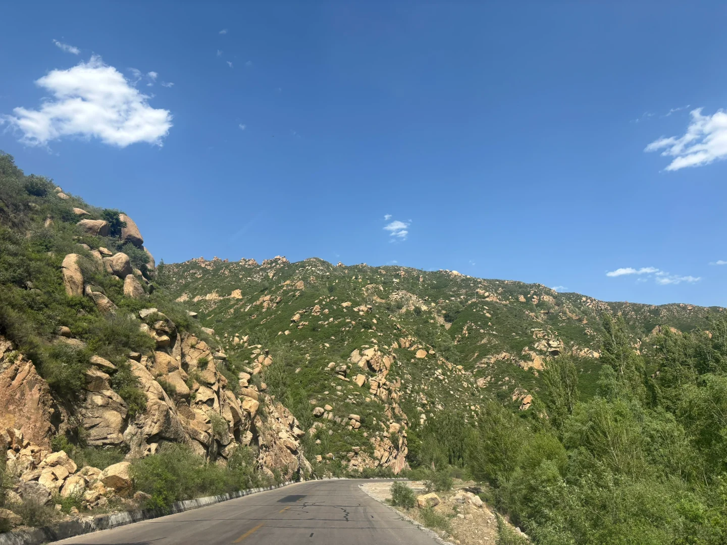 误入山水深处，这片秘境治好了我的精神内耗