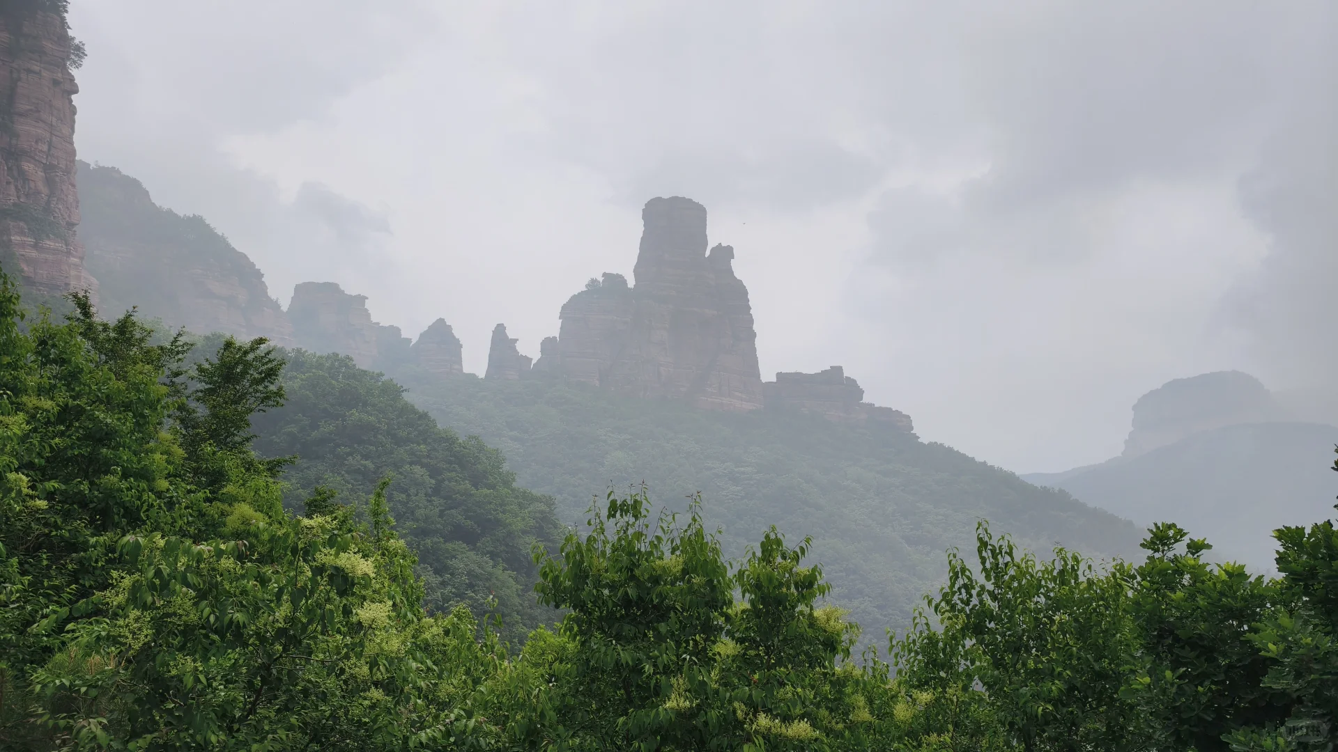 石家庄嶂石岩旅游攻略