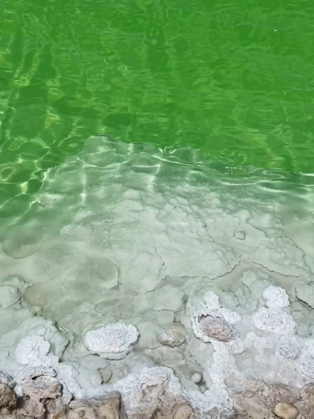 比大柴旦美100倍‼️的芒崖翡翠湖,我怕它会火