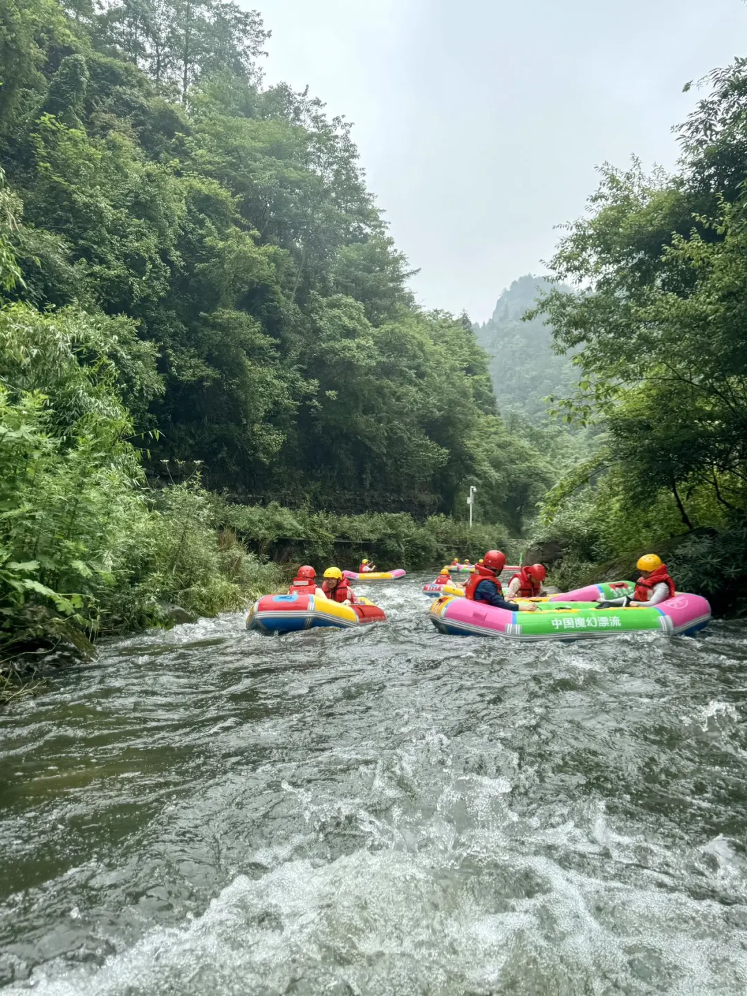 在这里和陌生人打水仗秒变社牛快乐局~