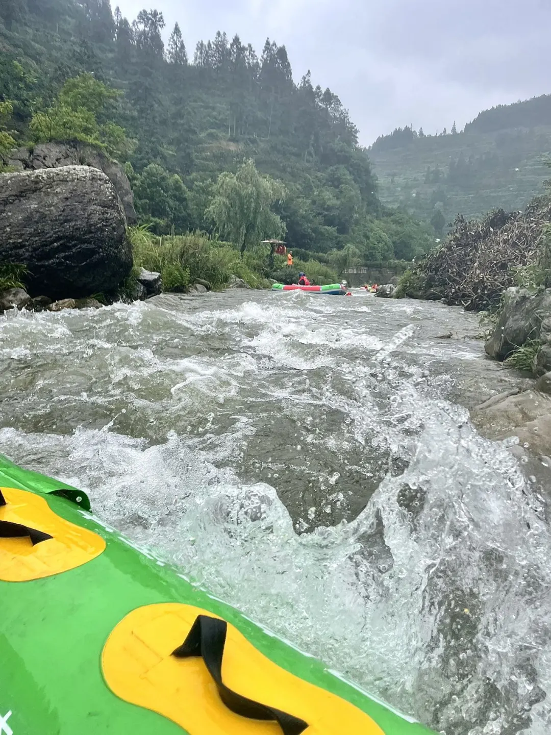 在这里和陌生人打水仗秒变社牛快乐局~