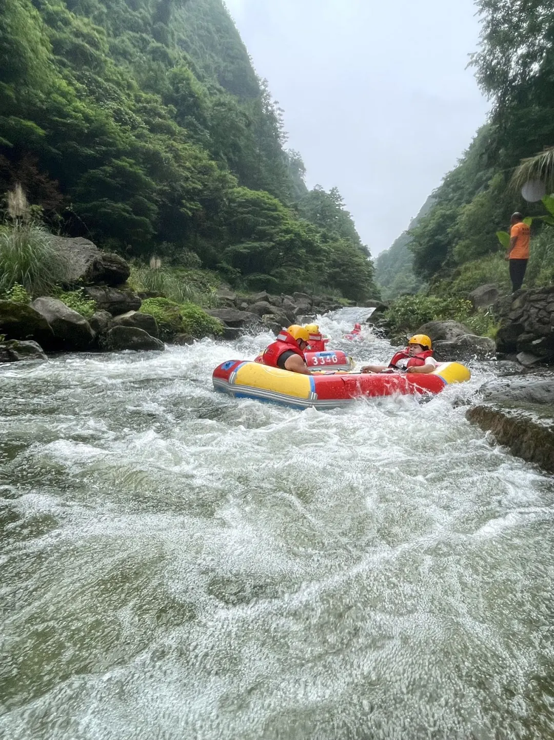 在这里和陌生人打水仗秒变社牛快乐局~