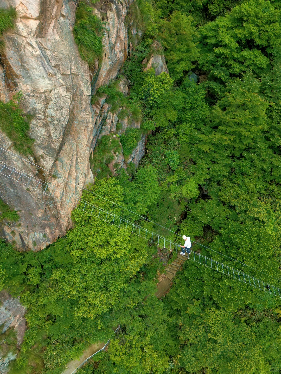 不输迪士尼，迄今为止最刺激户外乐园出现了