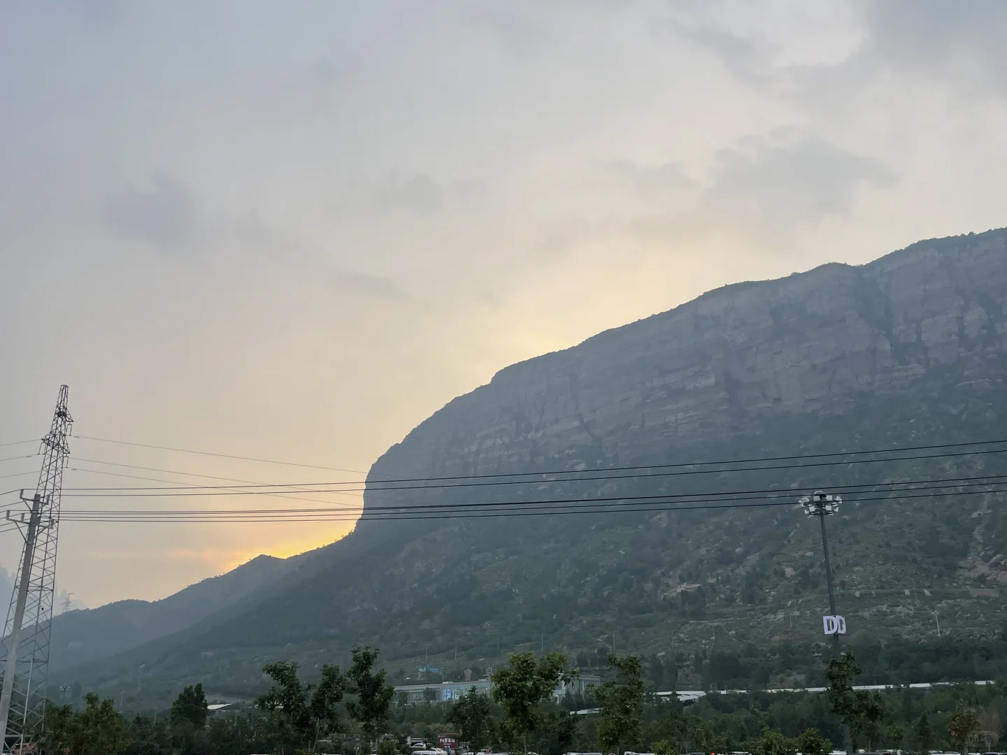 在一个省份到处旅游，怎么不算一种旅居呢