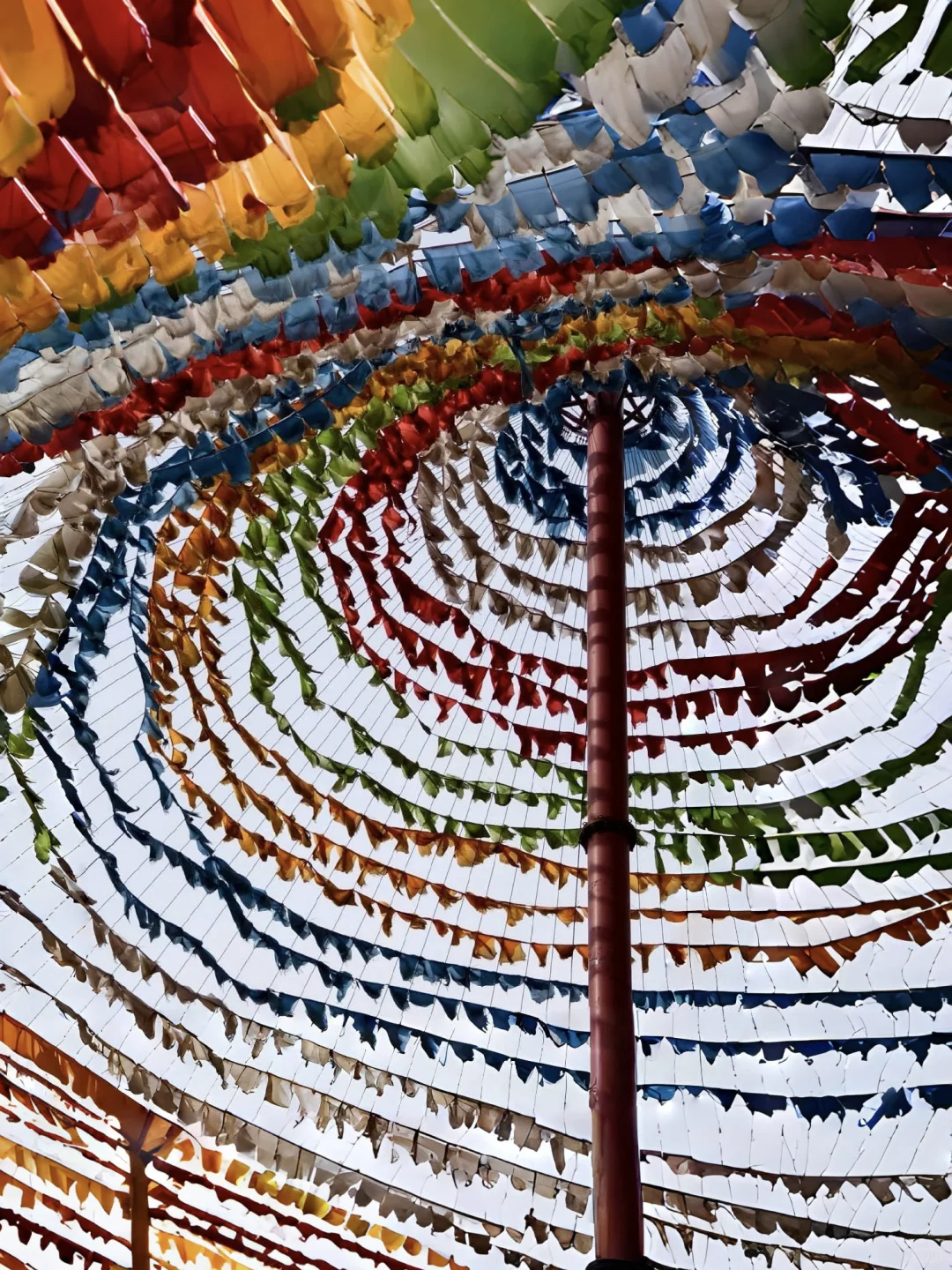 丽江已回   建议大家6-7月份去！！好玩不贵