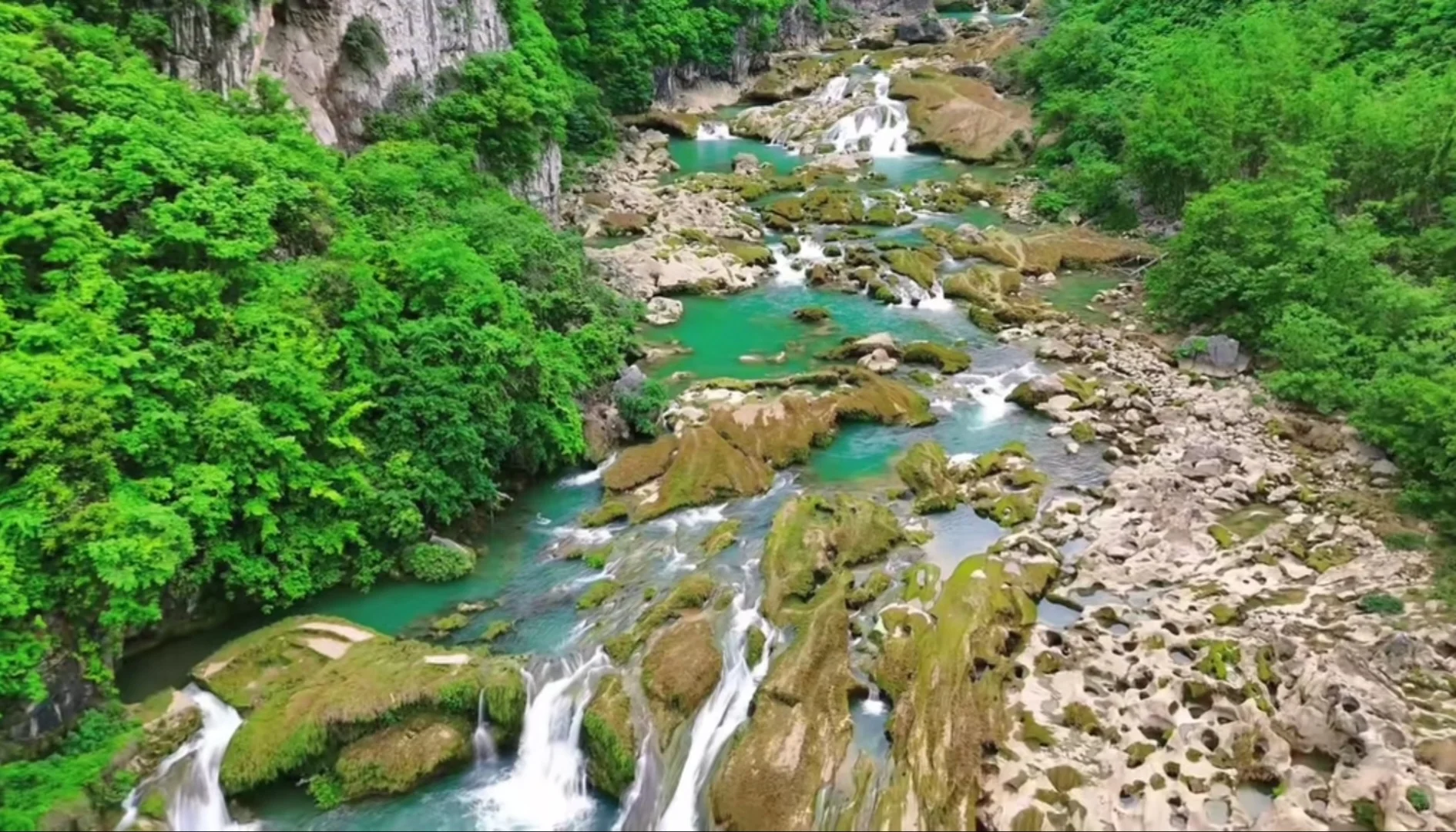 六月关岭冰臼徒步，旅游踏青拍照辅助陪爬