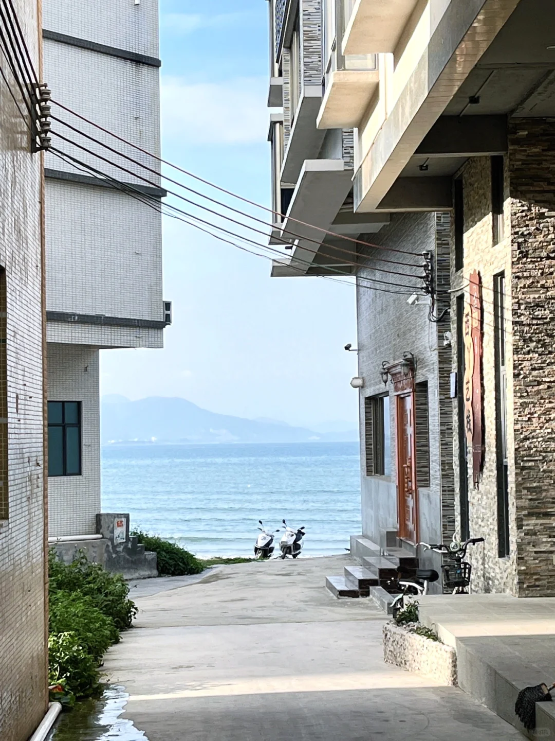 📍惠州双月湾，童话里的蓝白小镇🌊