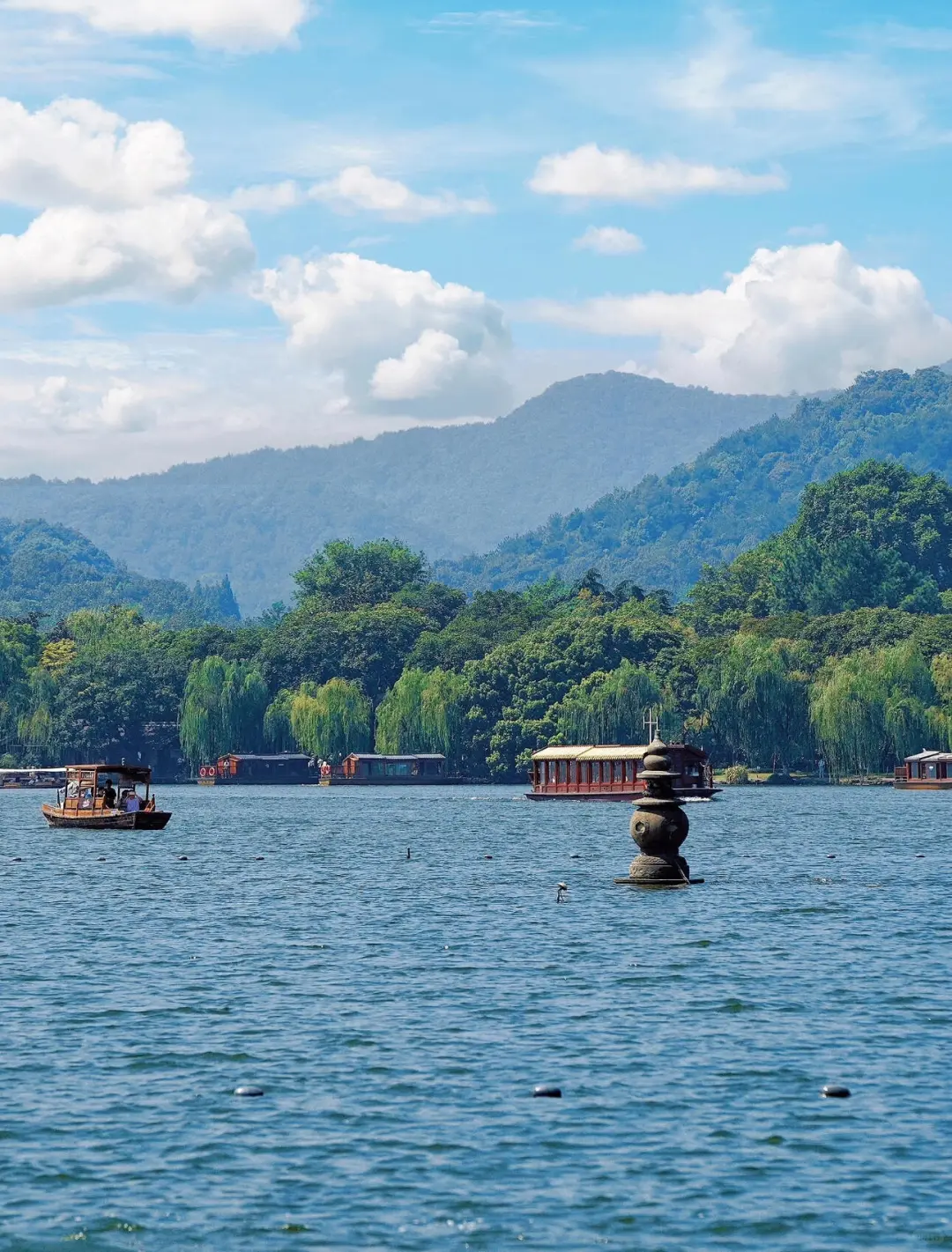 杭州行，总要吹一吹西湖那温柔的晚风吧～