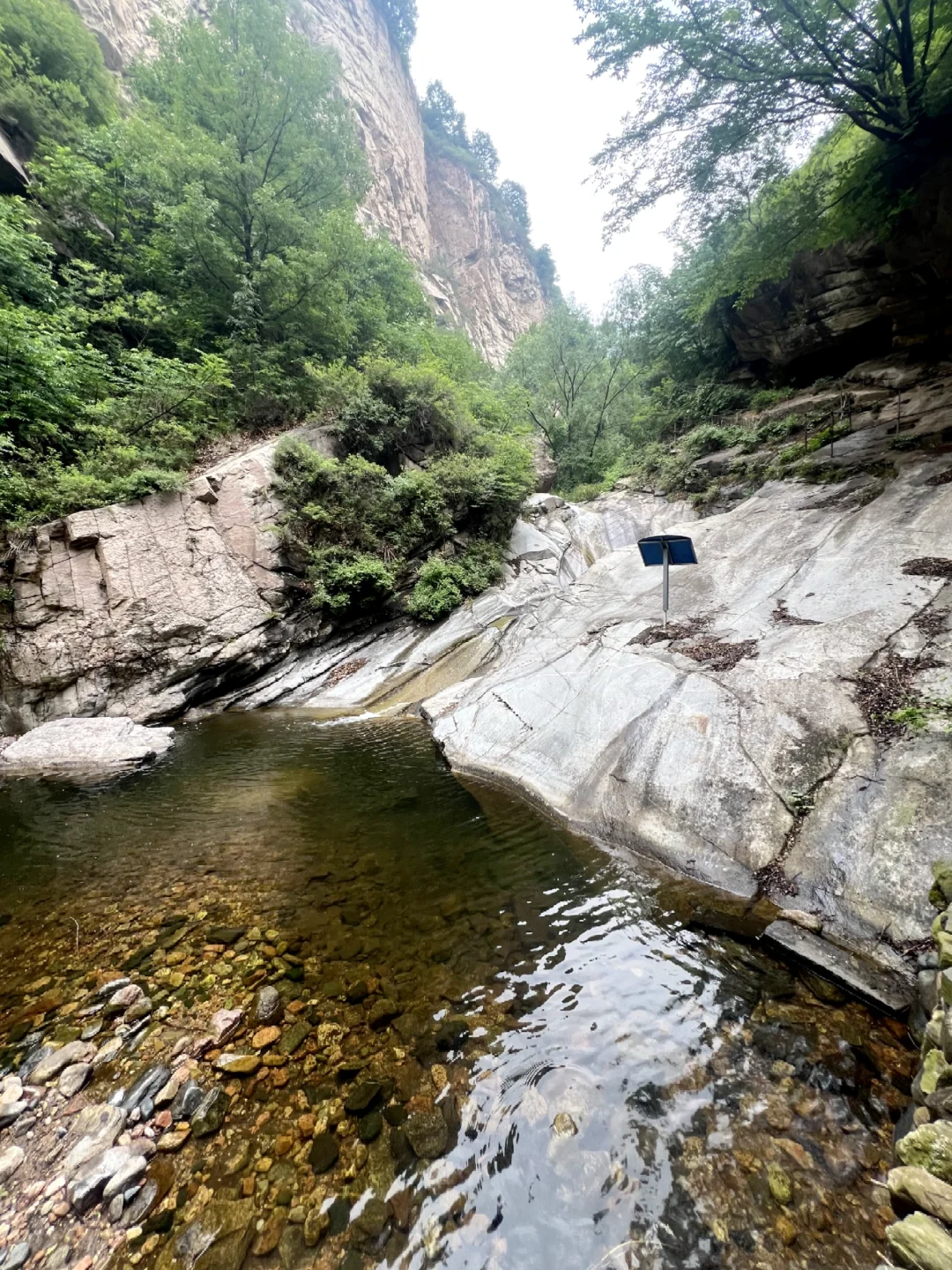 石家庄还有这种神仙景点，爬山，溯溪，露营