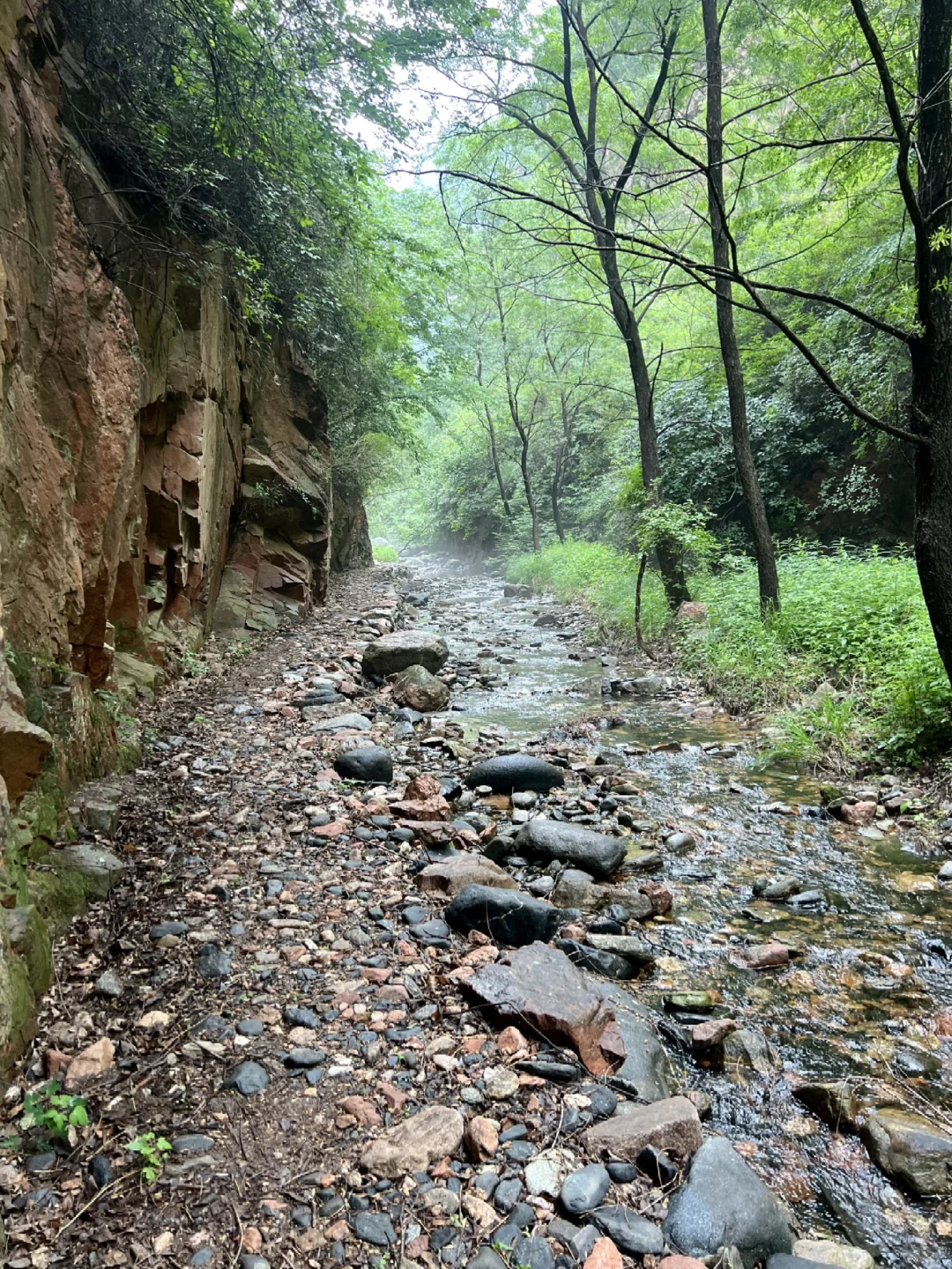 石家庄还有这种神仙景点，爬山，溯溪，露营