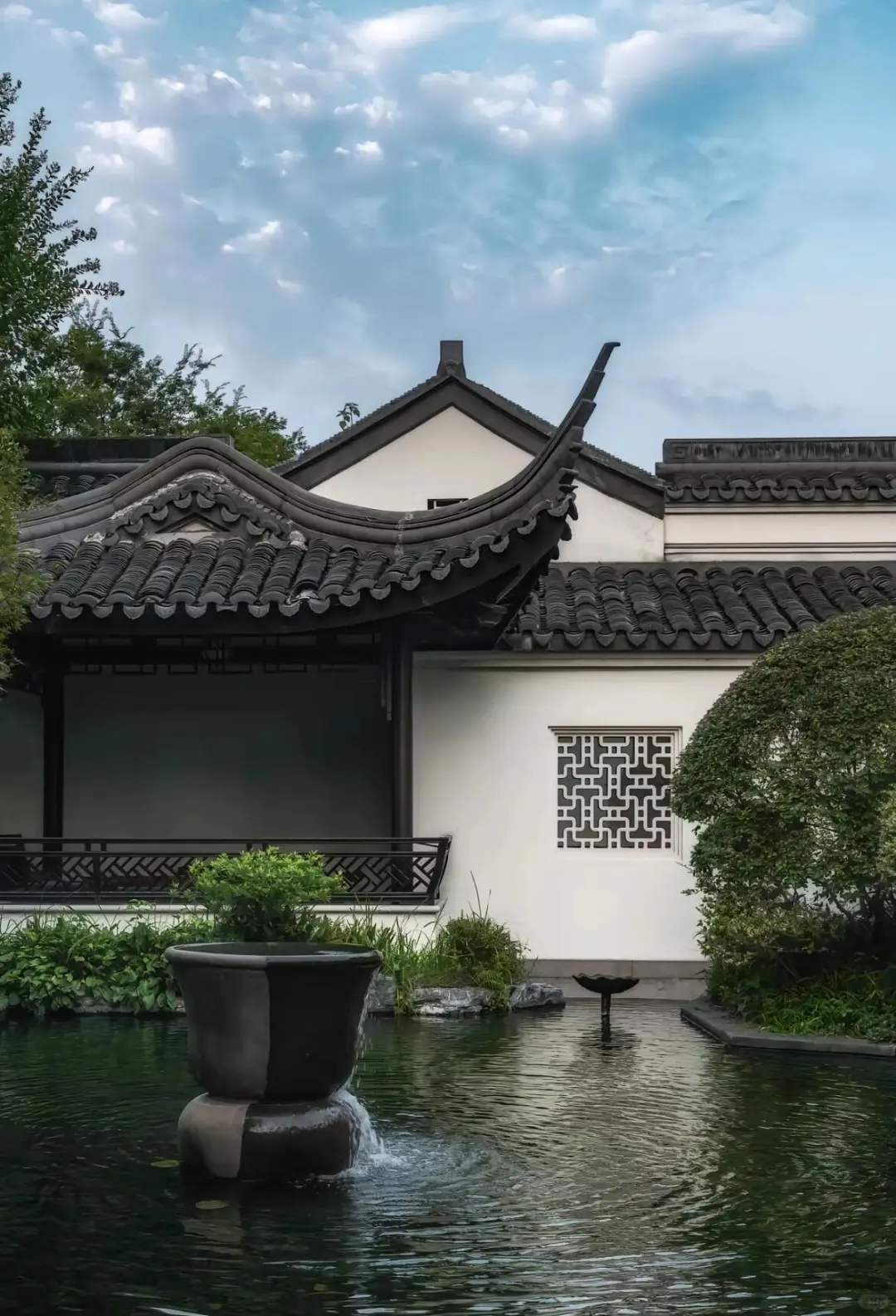 杭州行，总要吹一吹西湖那温柔的晚风吧～