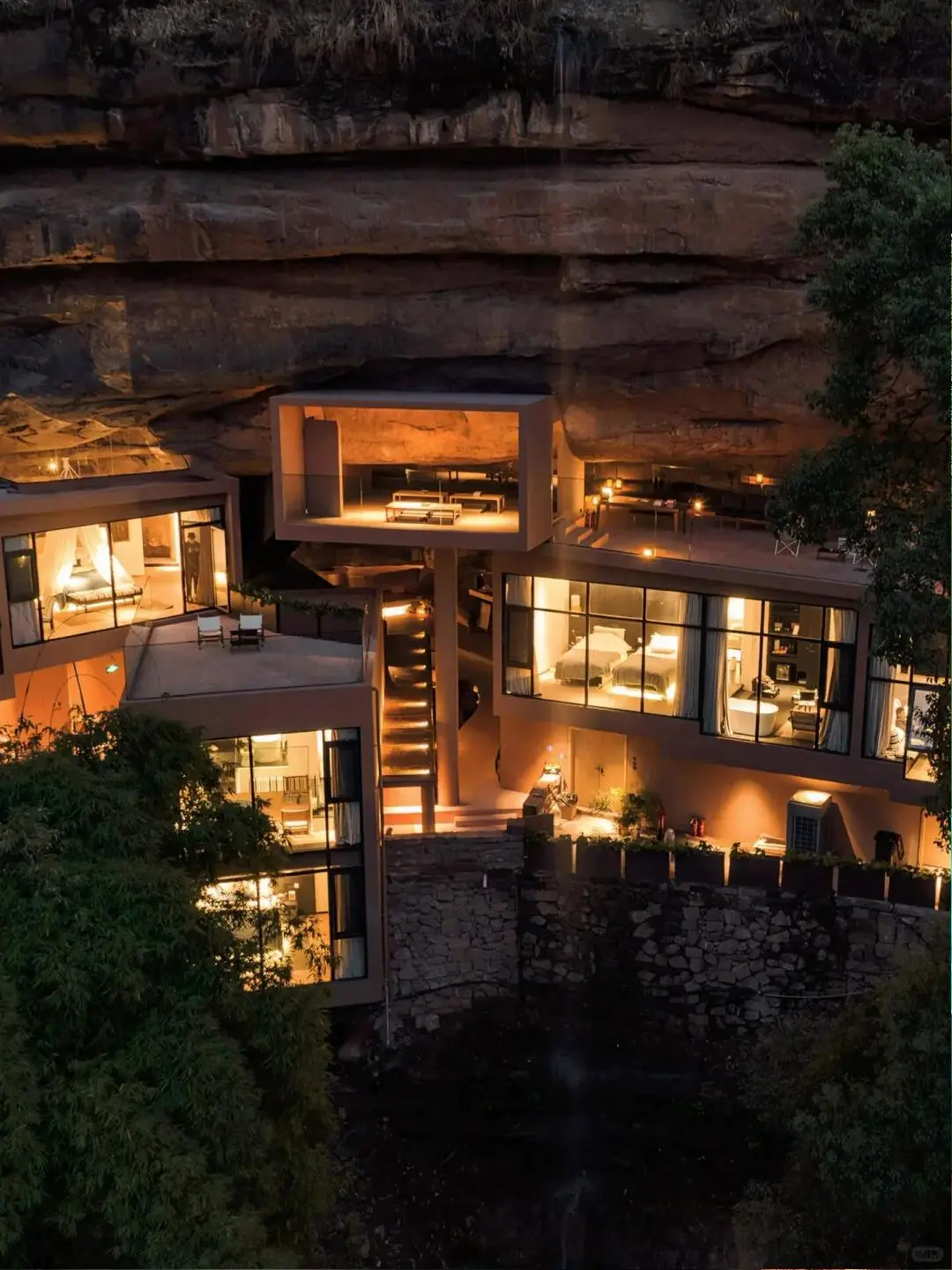 高铁直达！！贵州被严重低估的人间避世仙境